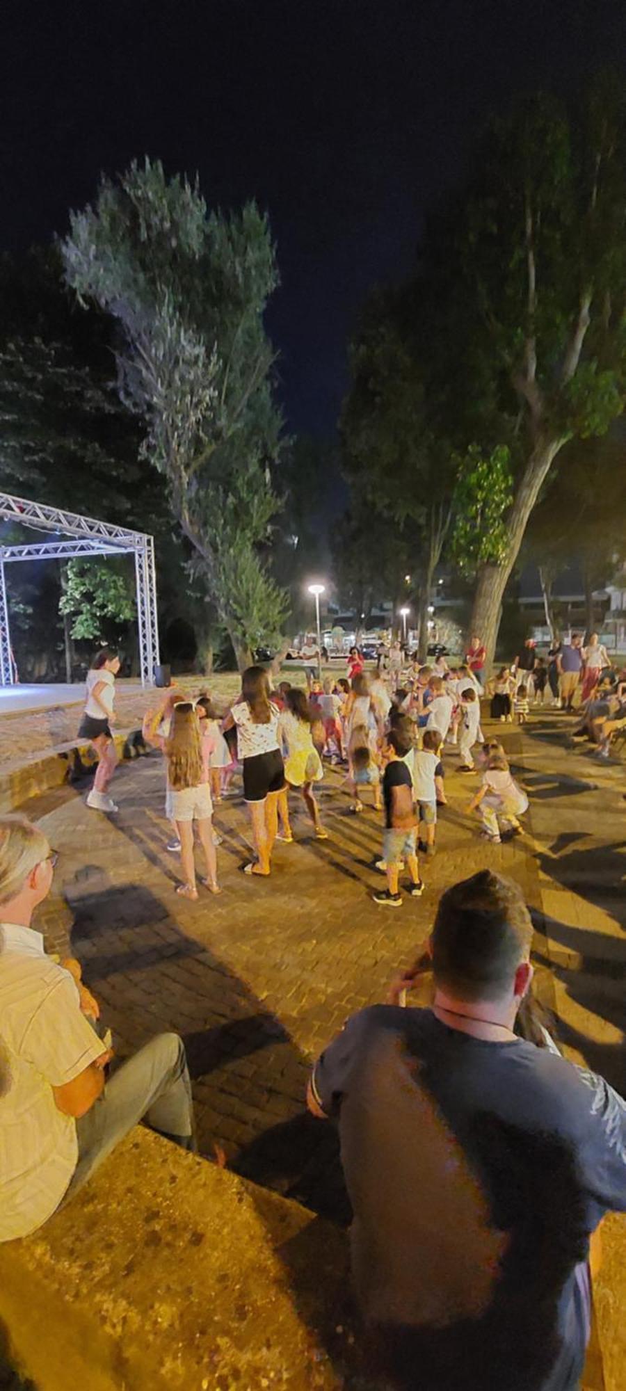 Hotel Caravel Park Rimini Bagian luar foto