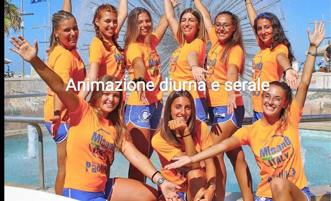 Hotel Caravel Park Rimini Bagian luar foto